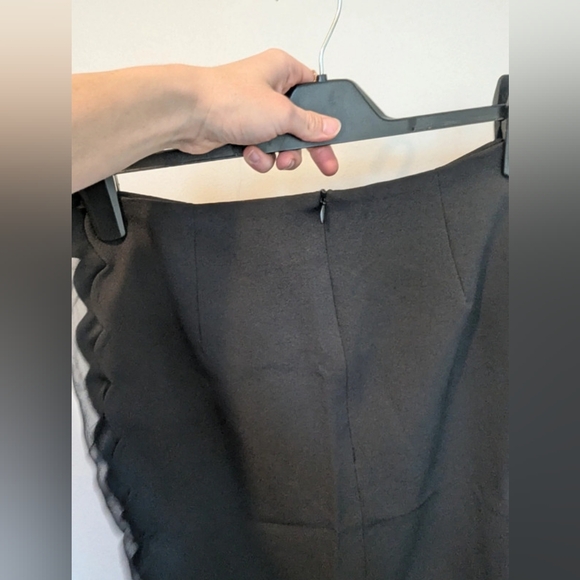 Black oversized the knee smart pencil skirt mesh detail - Picture 4 of 5